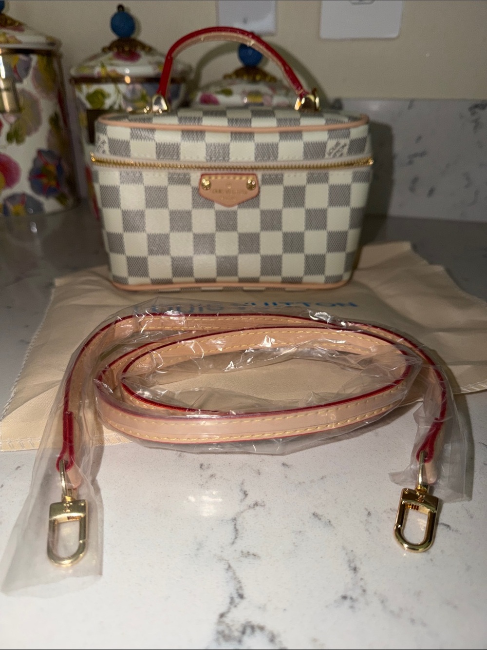 Crossbody purse